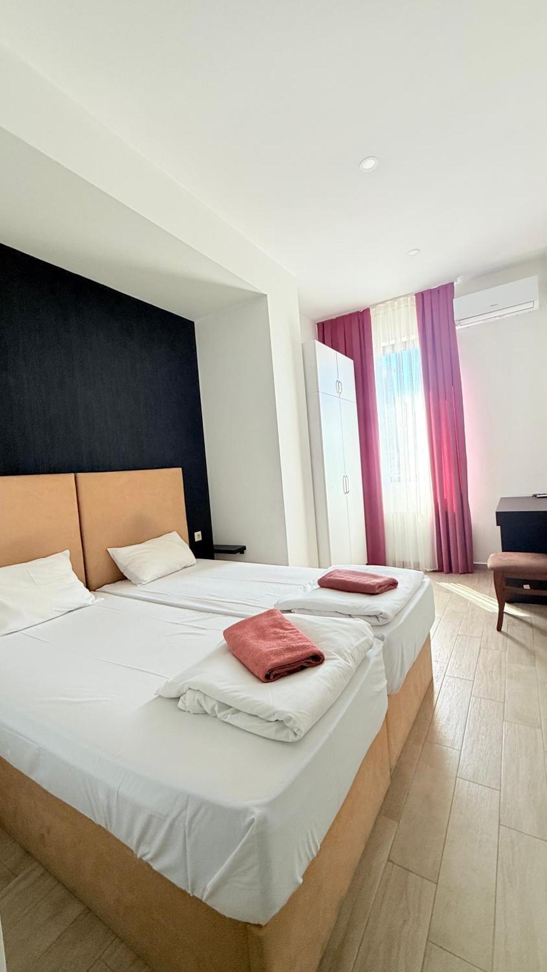 Star Hotel Κουτάισι Εξωτερικό φωτογραφία